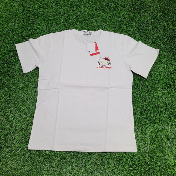 Sanrio Hello-Kitty Shirt Womens Large 20x25 Embroidered Logo - Picture 1 of 14